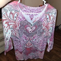 Style and co. Colorful heart long sleeve womens shirt