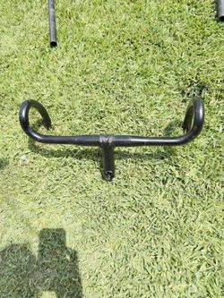 Cannondale Road Handle Bars And Stem