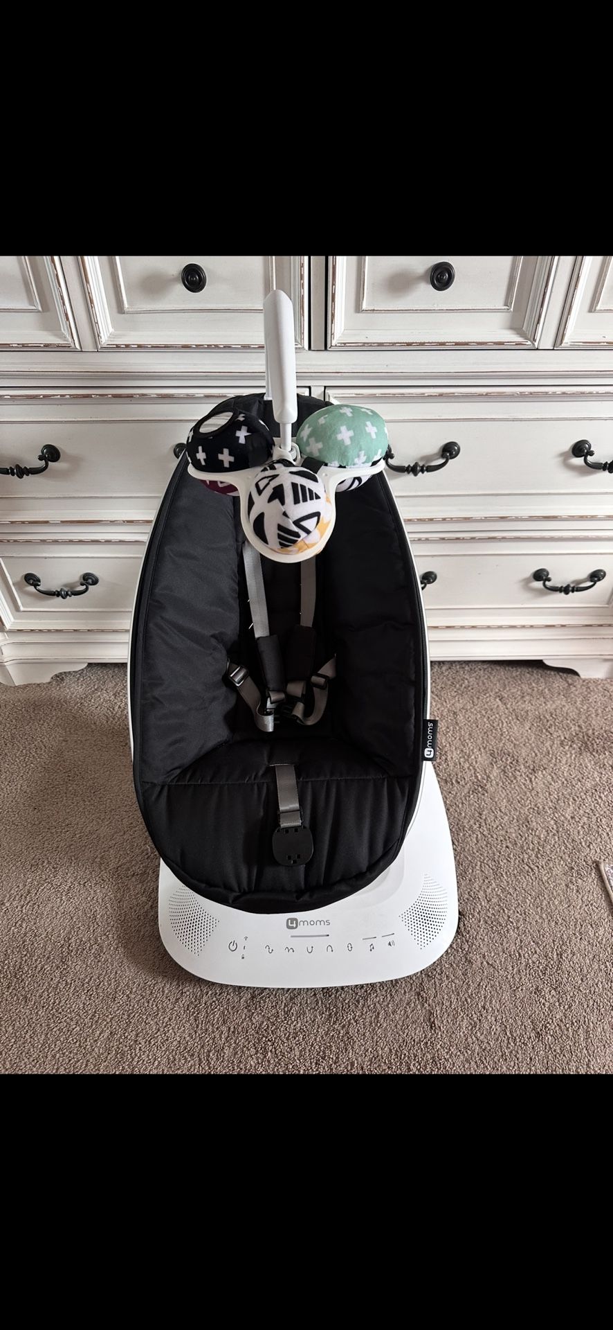 4 Moms Swing  MamaRoo 