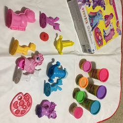 Play dough And Soft Toys