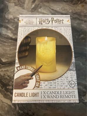 Néw sealed Harry Potter magical candle and wand