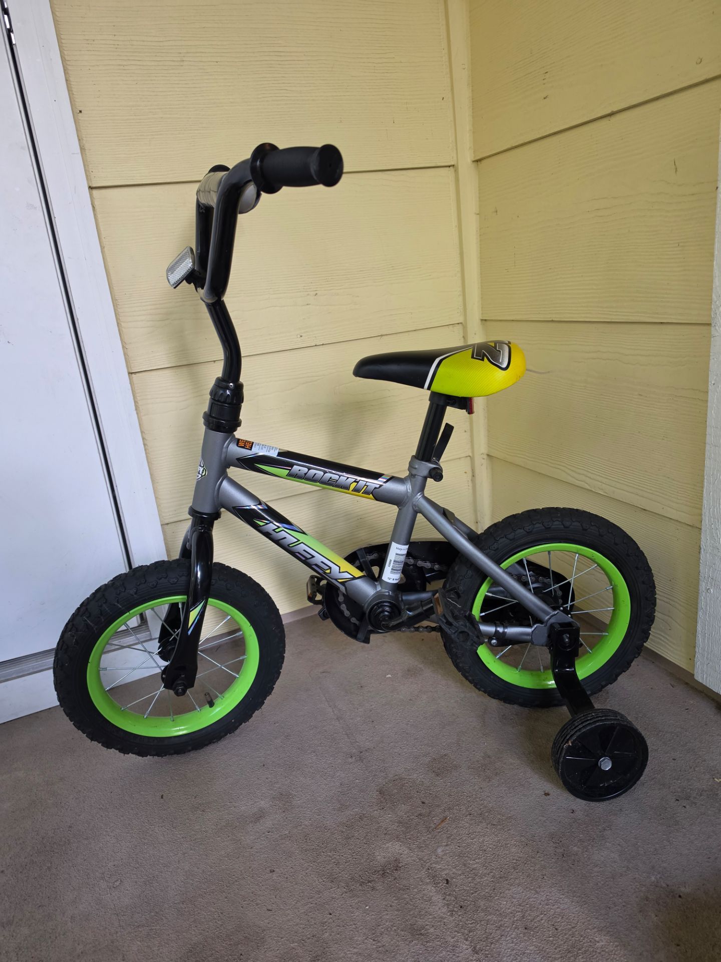 12 " kid's bike ( read description)