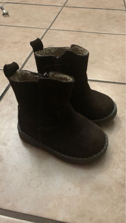 Baby gap boots size 5
