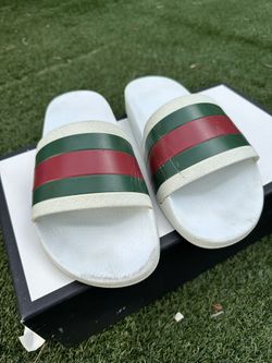 Gucci Flip Flops Size 8
