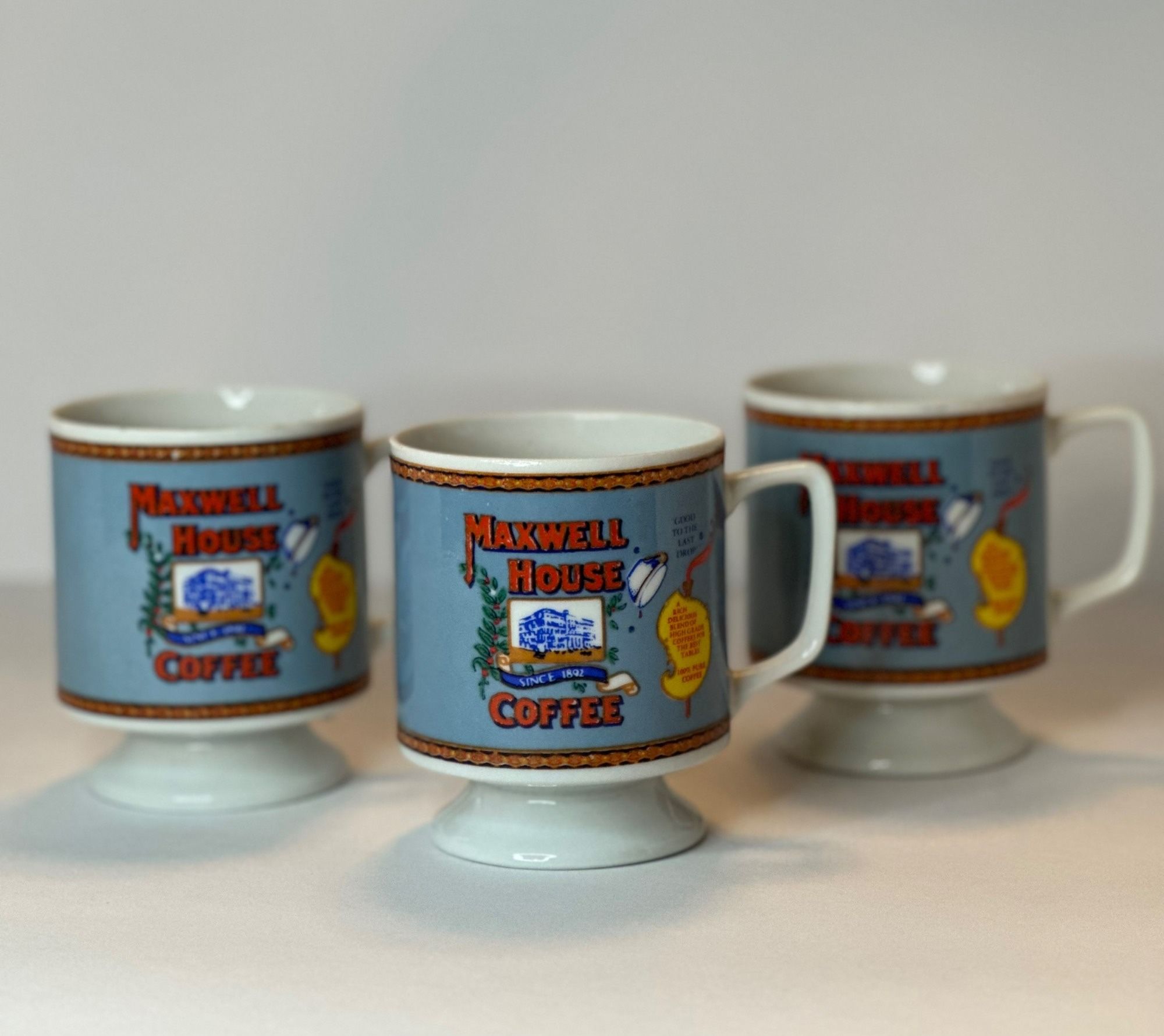 VTG Retro Set of 3 Footed Coffee Mugs Kitschy Maxwell House Ceramic Tea Cups  