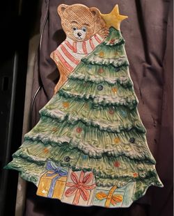 Christmas serving plate. Christmas tree.
