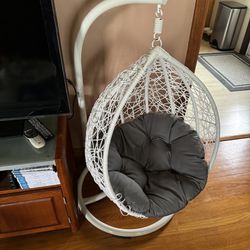 Hanging Chair With Base For Kids