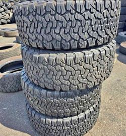 35x12.50/20 Bfgoodrich ko2 con 80% de Vida Las 4
