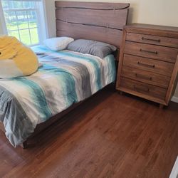Queen Size Bed Set