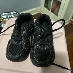 Saucony