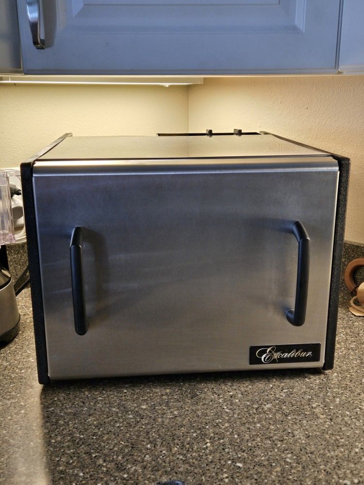 Excalibur Stainless Steel D900SHD 9 Tray Dehydrator - Stainless Shelves & 9 Drying Sheets / Rarely Used/ Like New