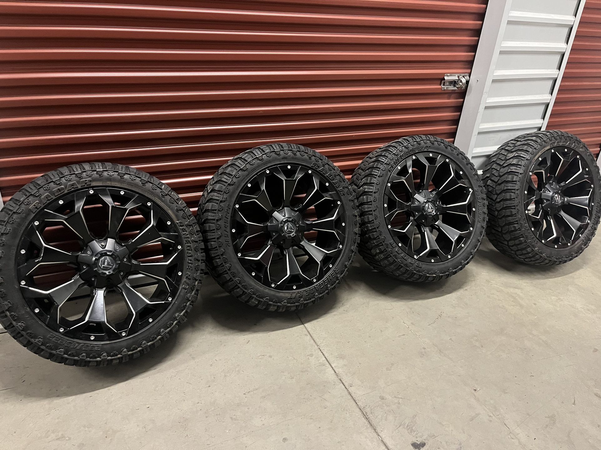 22s 5 Lugs Universal Fit On Chevy Ford Ram And Toyota Tundra