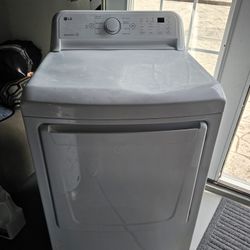 LG DRYER USED WORKING GOOD $200 OBO 
