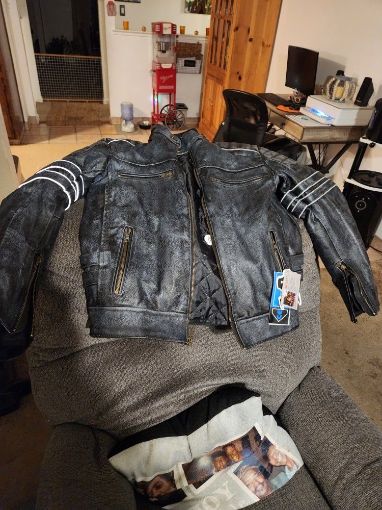 Motorcycle riding jacket