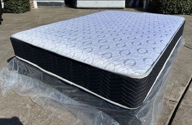 Cal King Orthopedic Deluxe Collection Mattress!!