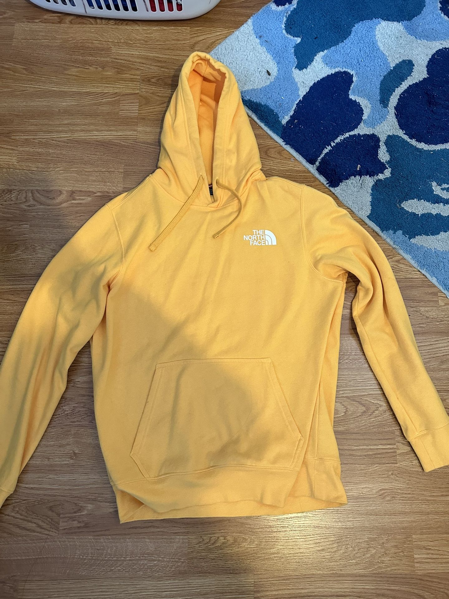 Yellow North Face Hoodie Mens Large  (can fit medium)