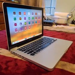 Laptop Apple Macbook Pro De 15 Pulgadas Procesador Intel Core i5 Con Programas 