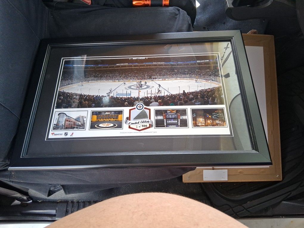Winnipeg Jets Memorabilia