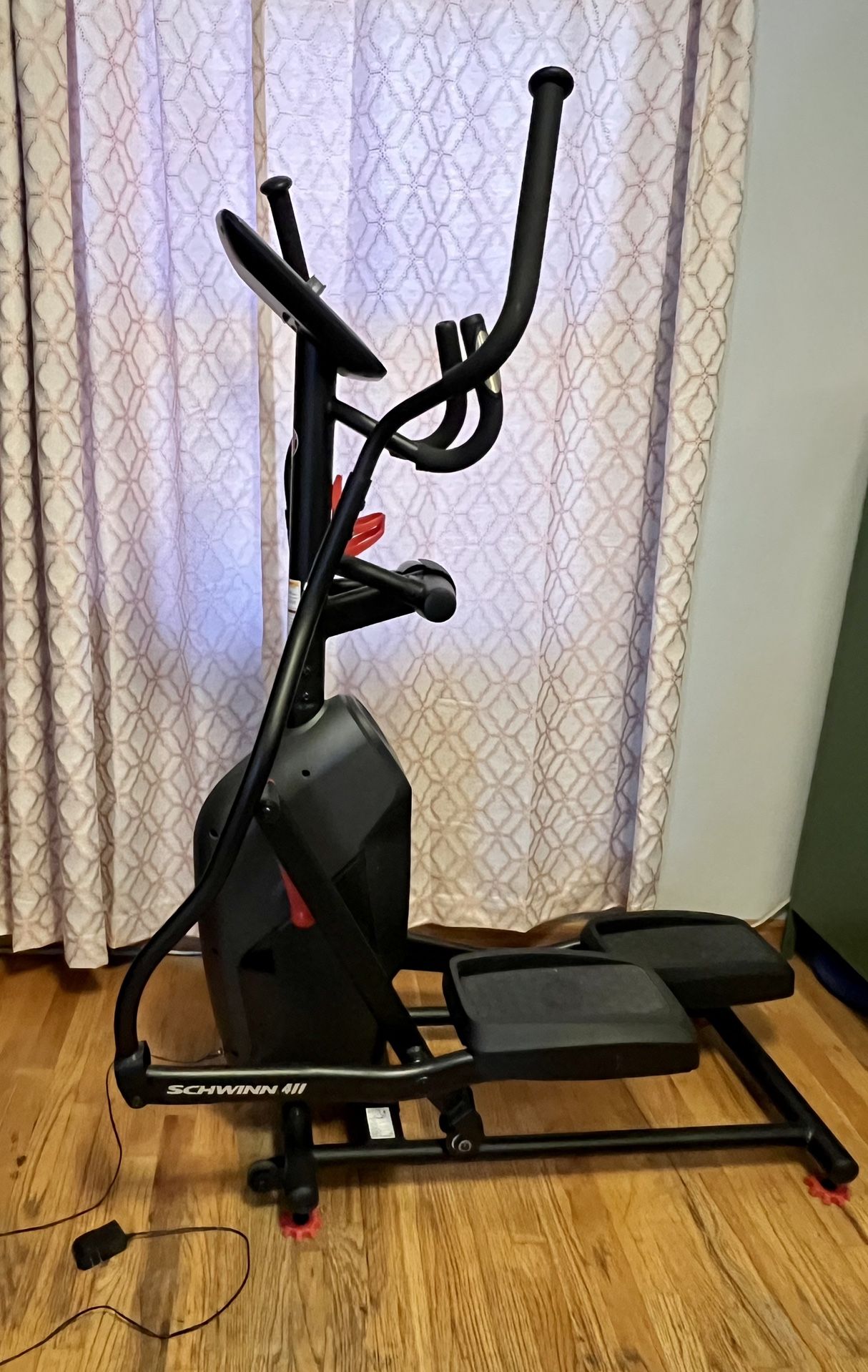 Schwinn 411 Compact Elliptical Trainer