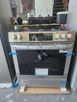 Stove Frigidaire