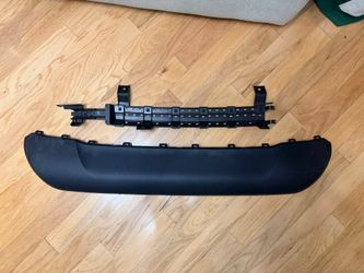 Toyota Grand Highlander Tow Hitch Closeout Cover Undercover And Toe Kick Sensor