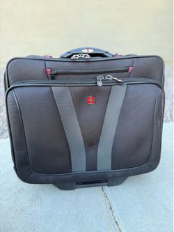 SwissGear Wenger Rolling Laptop Bag / Mobile Office – Great Condition