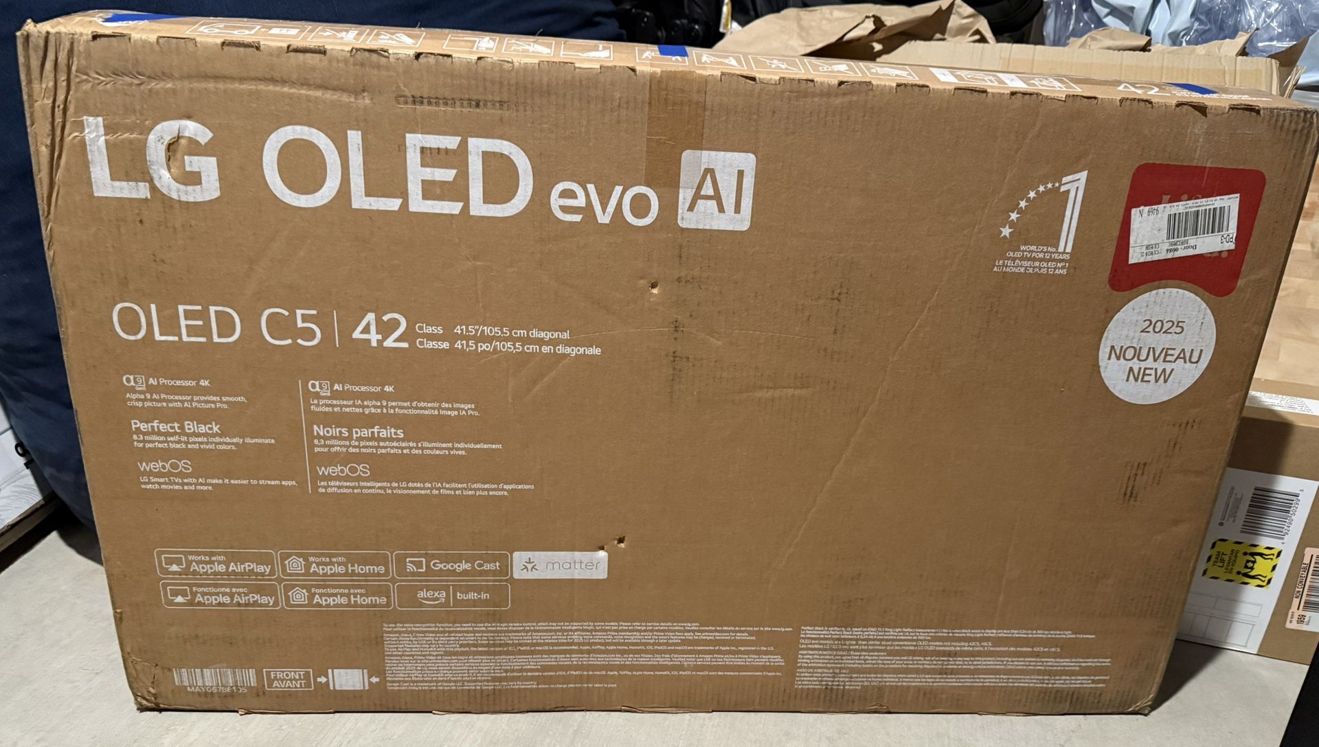LG 42 Inch 4K OLED TV New 