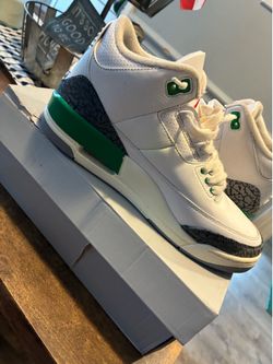 Lucky green Jordan 3 size 8.5