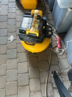dewalt air compressor