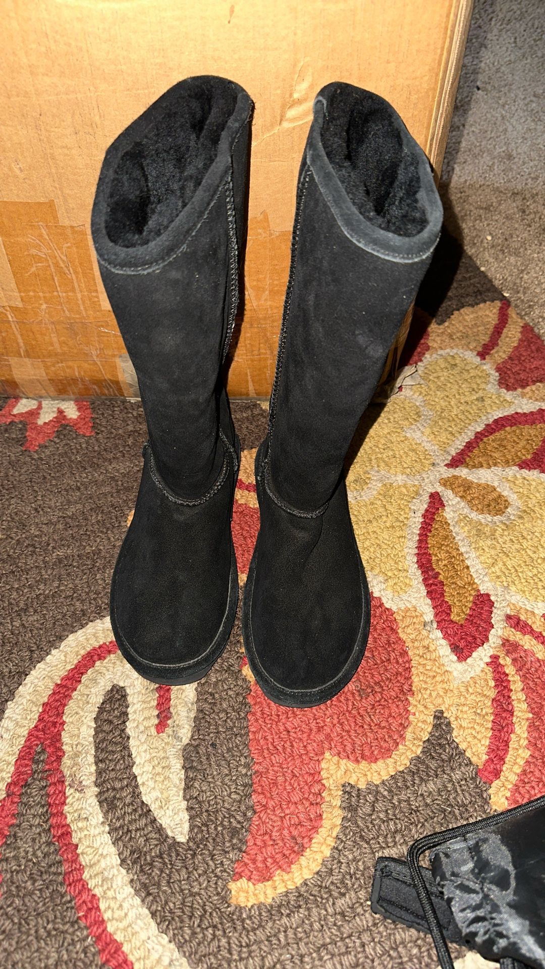 Bearpaw Black Boots Sizes 6-5