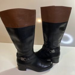 St. John Bay Womens Boots.