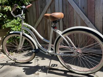Women’s Beach Cruiser