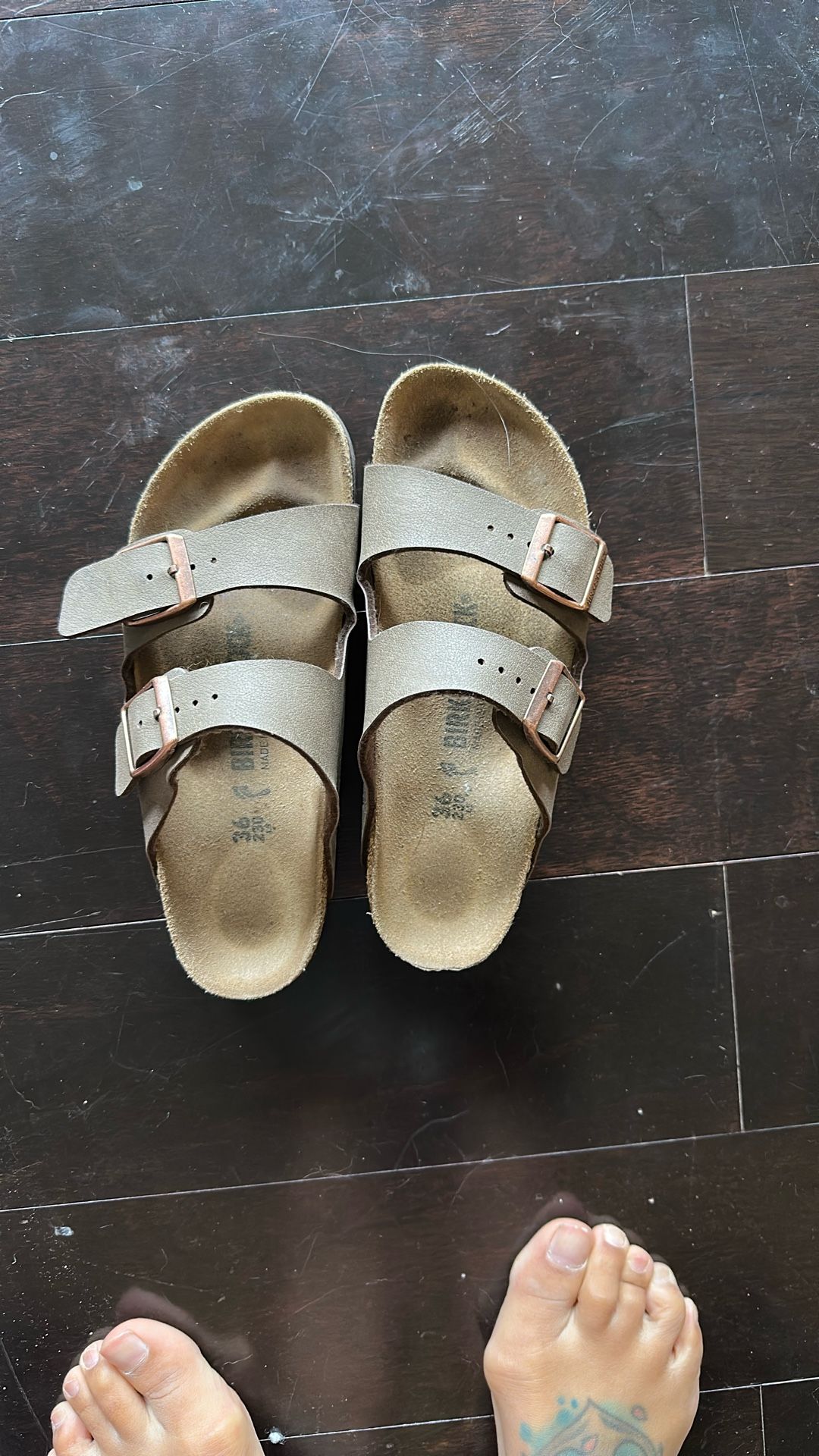 Girls Birkenstocks Size 36