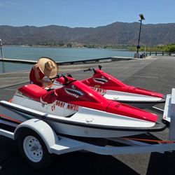 Yamaha Wave runners With Trailer