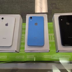 Unlocked IPhone XR - 64GB - ANY CARRIER - $220