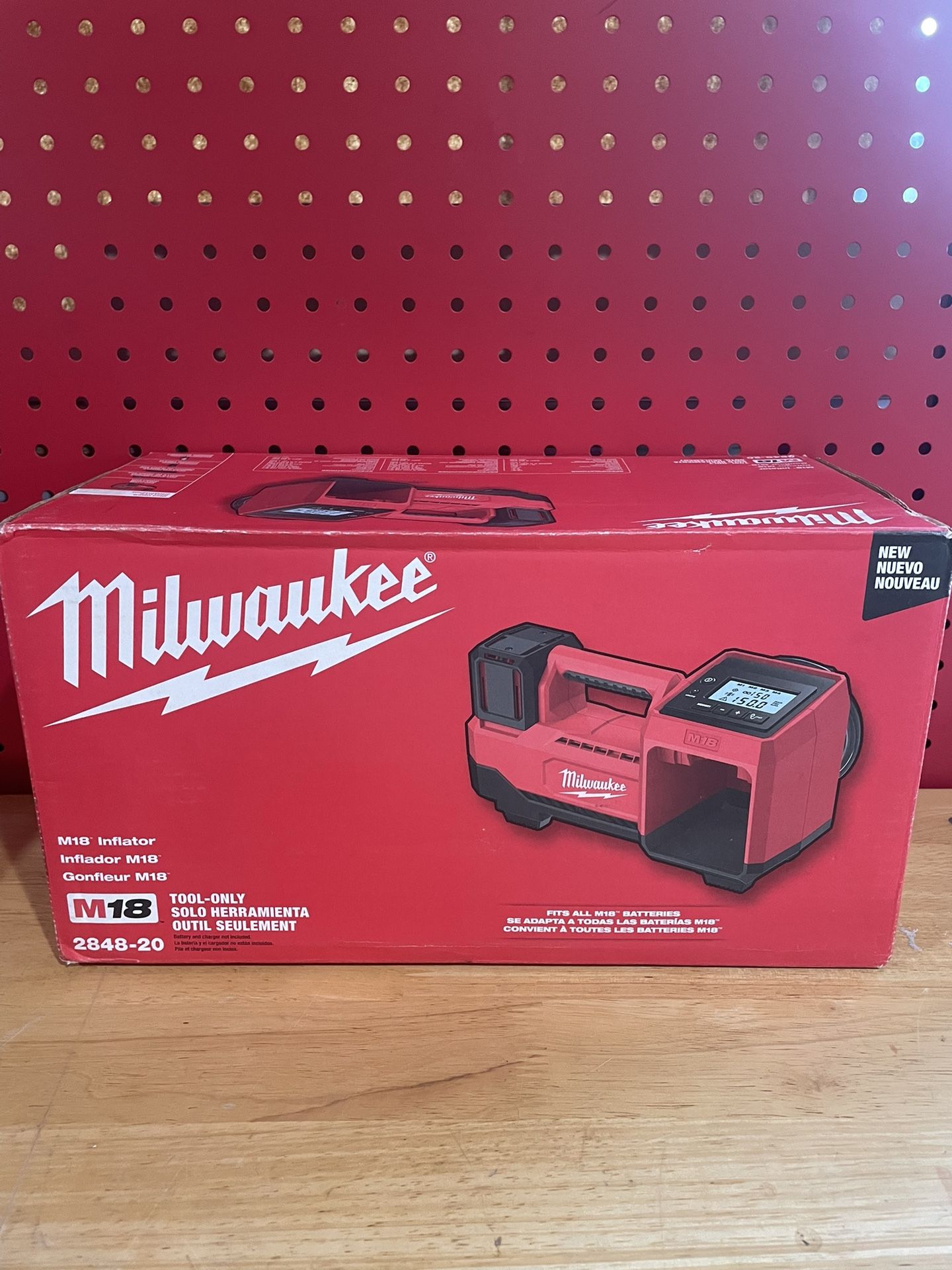 Milwaukee M18 Inflator