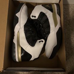 Men’s 8 Jordan Max Aura White/Metallic Gold