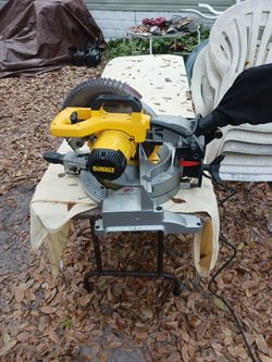 DeWALT Circular Saw