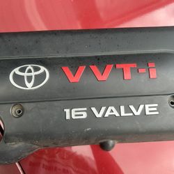 Genuine 2004 Toyota Camry Engine Cover (OEM)