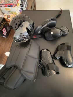 Complete Youth Sparring Gear Set + Equipment Bag (Ages 10–13)