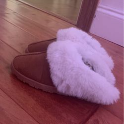 Uggs Dupe Slippers