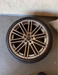 245/35/20 4 tires and rims set