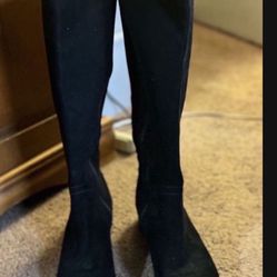 Woman’s Dress Boots
