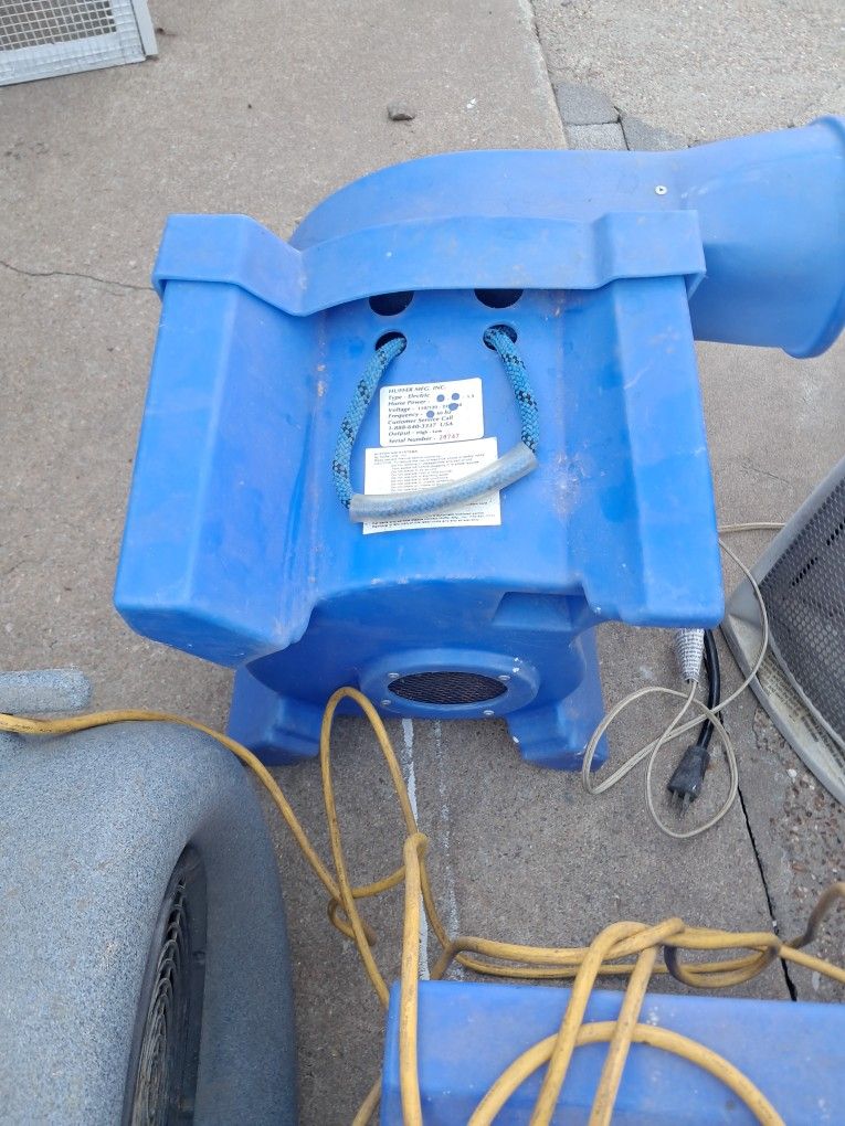 Huffer Mfg Air Blower 