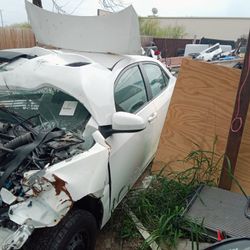 2014 Corolla 2022 Corolla for parts para partes motor in transmission buenos