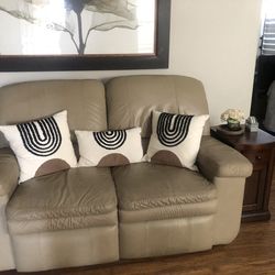 Lazy Boy Leather Recliner loveseats