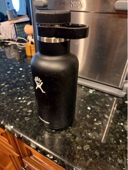 Hydro Flask Hydroflask 64oz Half Gallon Growler Jug 1/2 Black