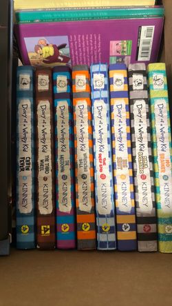 Diary of a Wimpy Kid Book Lot (8 Books)