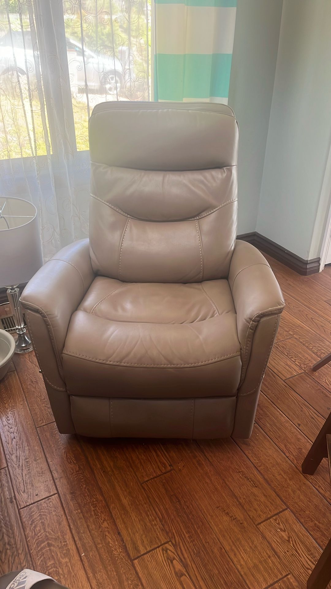 Recliner Leather