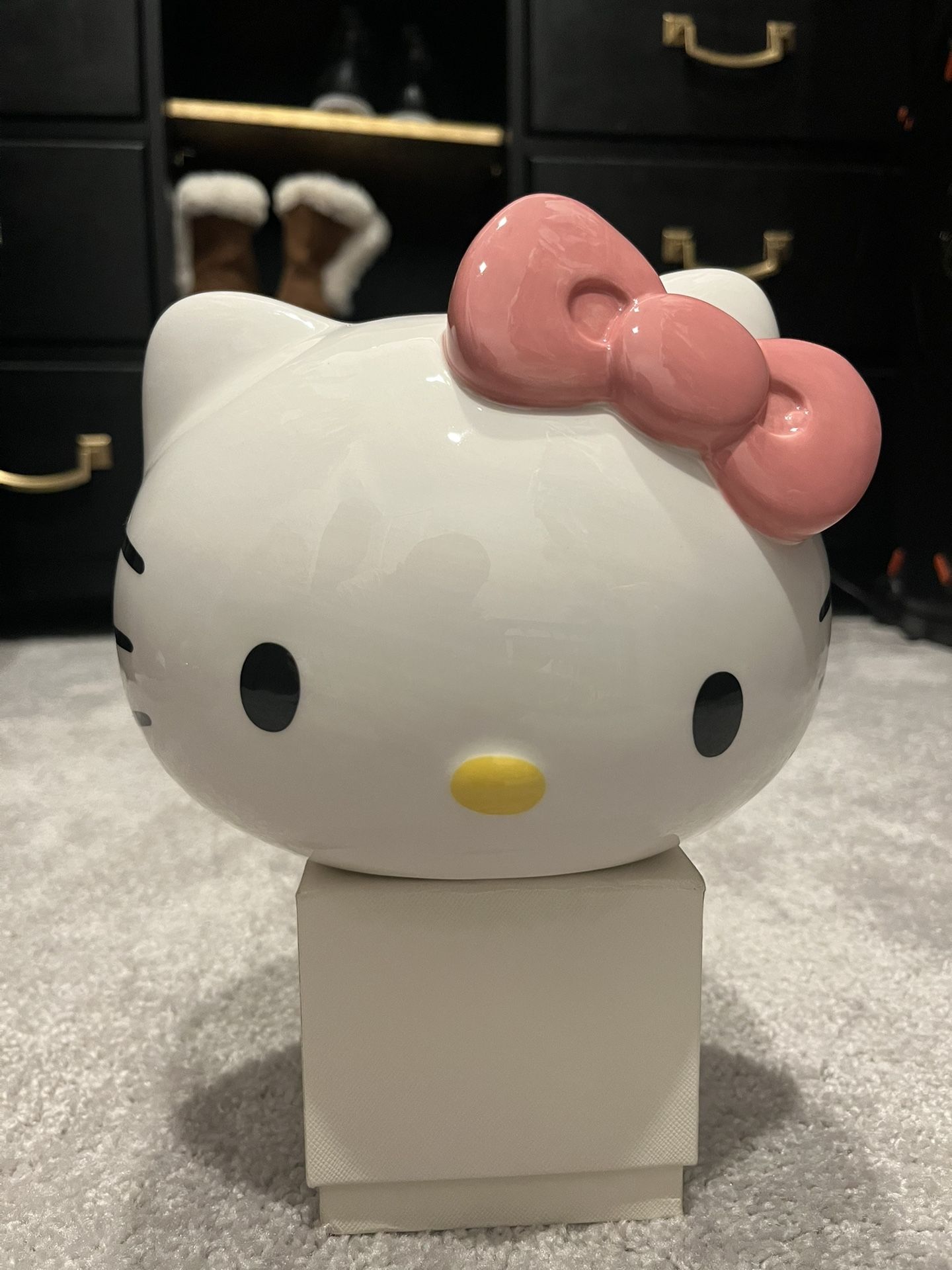 Hello Kitty Bank